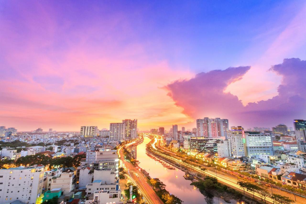 Spacious Saigon - Infinity Pool Signature Cidade de Ho Chi Minh Exterior foto
